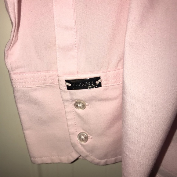 Express Women’s Blouse - Picture 2 of 4